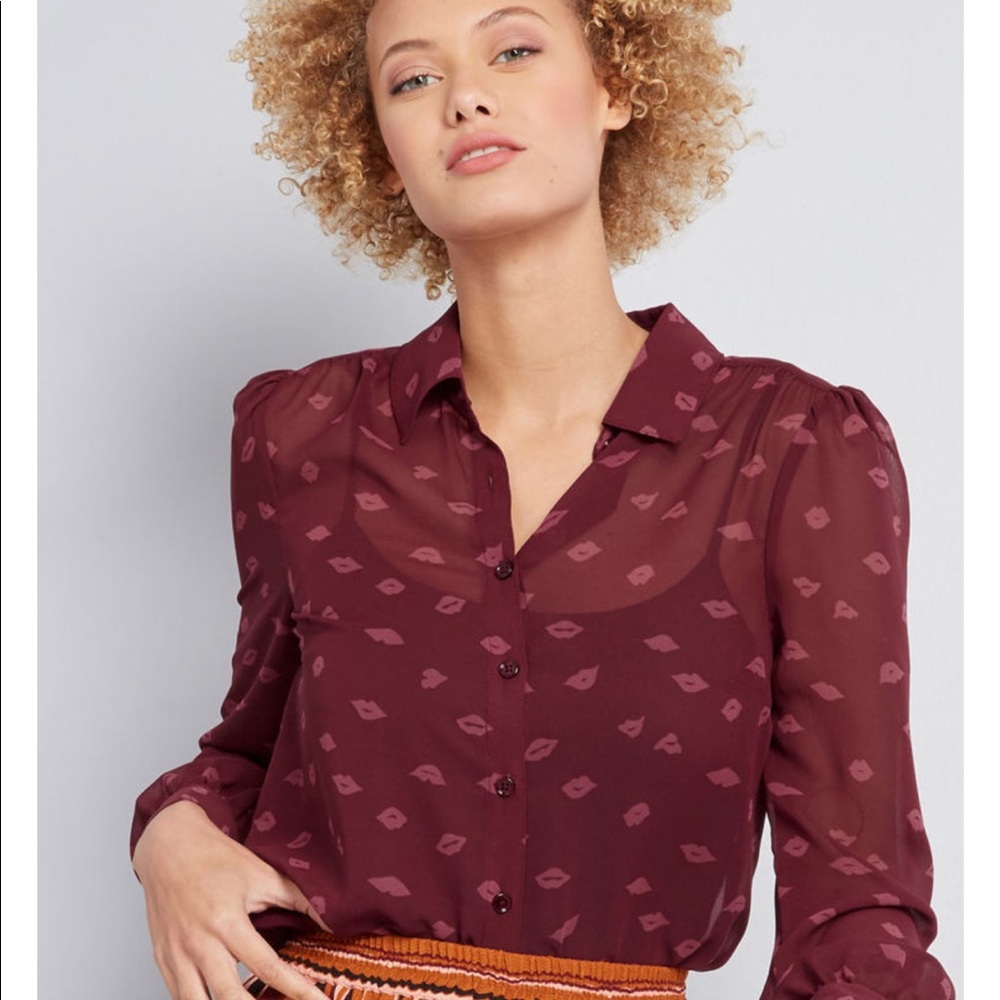 ModCloth Lips Blouse